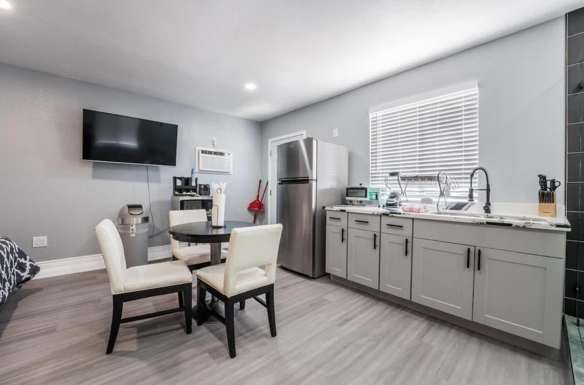 Cozy & Convenient Studio Living Good Time Vegas Las Vegas Exterior photo